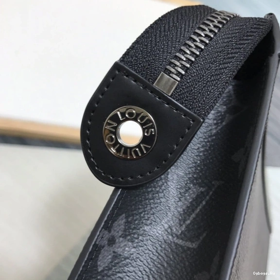 POCHETTE LOUIS VOYAGE VUITTON MM 1222